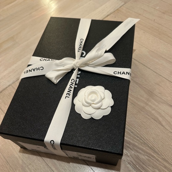 Chanel white cloth ballet flats cruise 2024. Size 36 - Picture 6 of 10